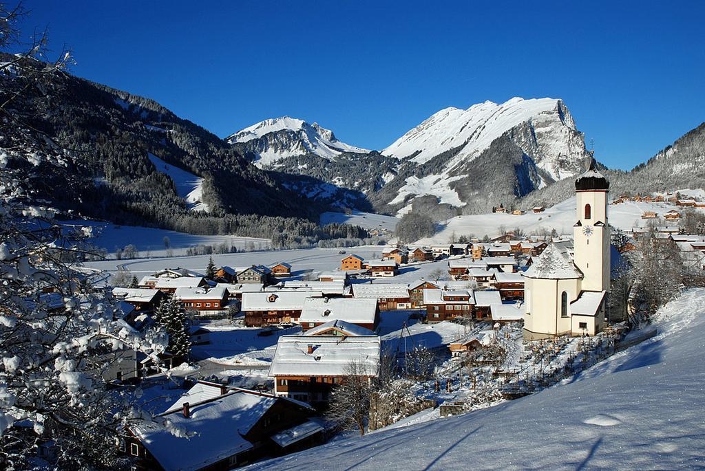 Caroline'S Appartement Au (Vorarlberg) Екстер'єр фото